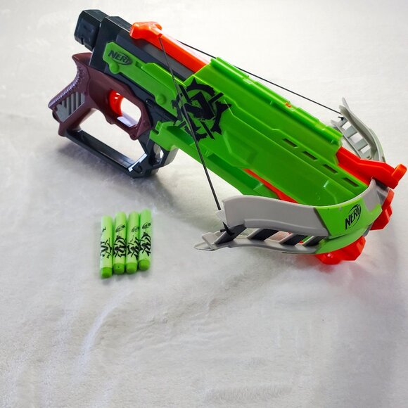 NERF Zombie Crossfire Crossbow Blaster Gun w/4 Darts - Picture 1 of 7